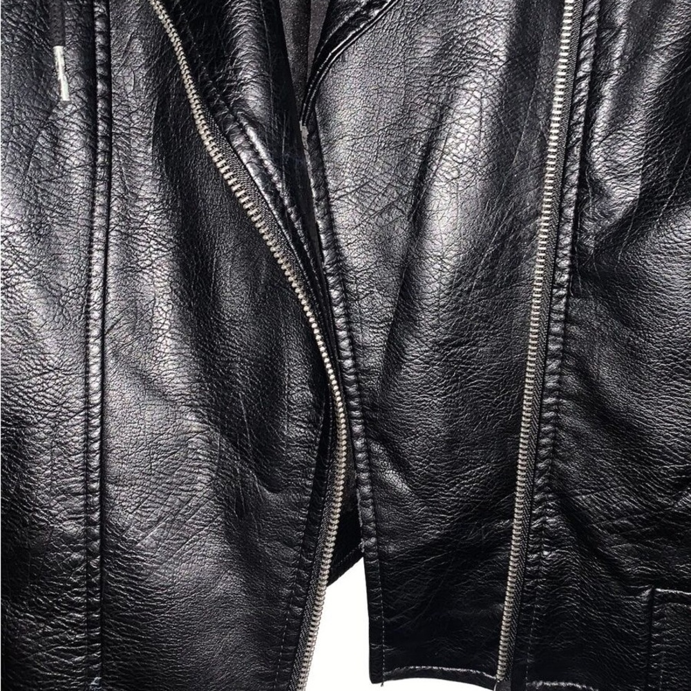Levi Strauss Black Faux Leather Jacket - Picture 4 of 11